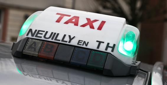 Un taxi à Neuilly-en-Thelle