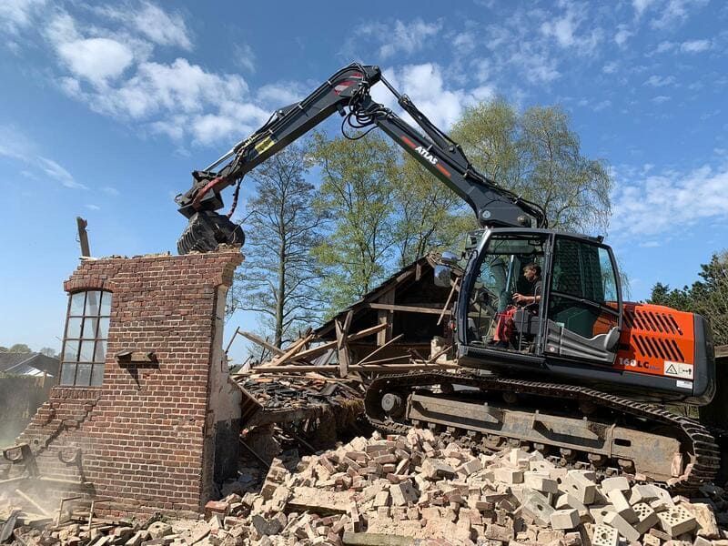 Bagger- und Erdarbeiten
| Heino Müller Baggerbetrieb