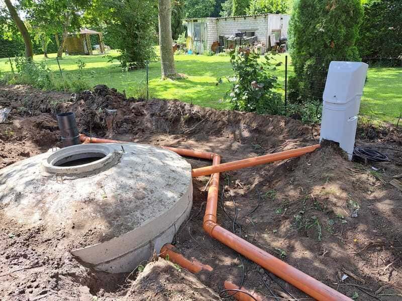 Neubau und Nachrüstung von Kleinkläranlagen
| Heino Müller Baggerbetrieb