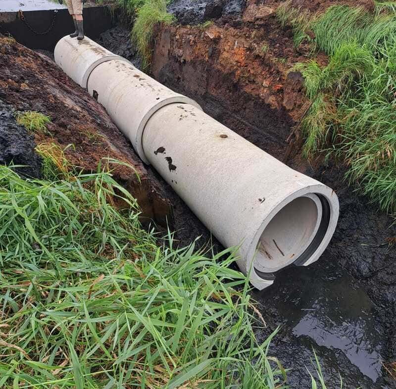 Verbau von Be-/ Entwässerungssystemen
| Heino Müller Baggerbetrieb