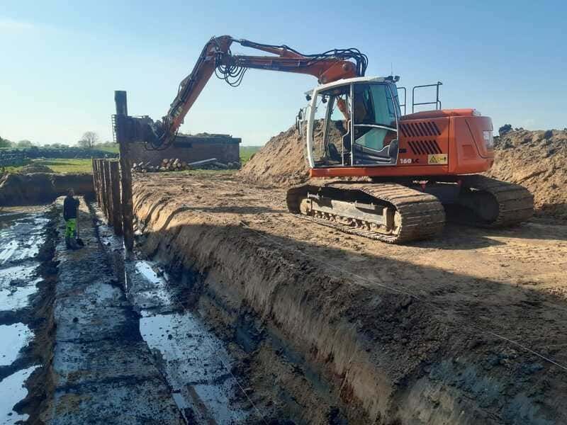 Bagger- und Erdarbeiten
| Heino Müller Baggerbetrieb