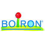 Logo Boiron avec texte bleu et une fleur rouge sur une tige verte.