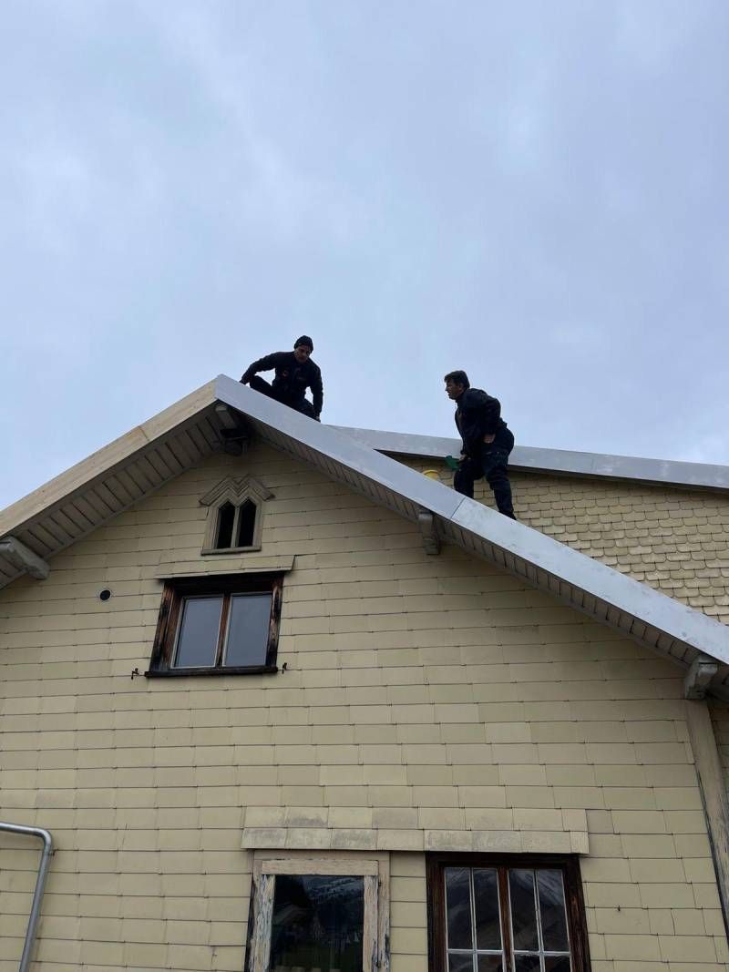 AMIDACH – Arbeiten an einem Satteldach