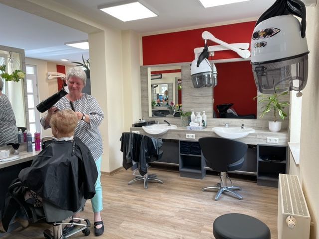 Sebnitzer Friseur und Kosmetik GmbH