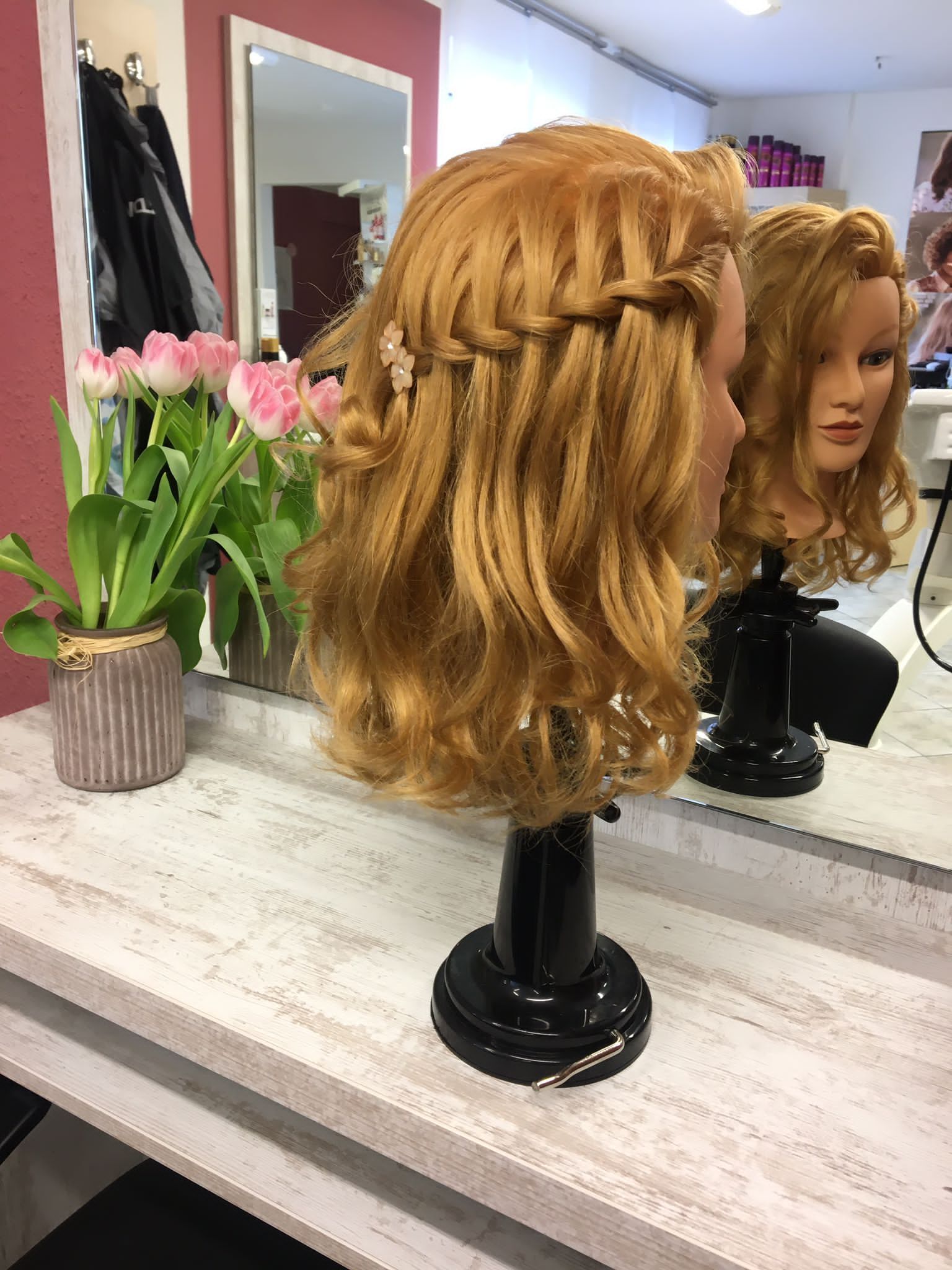 Sebnitzer Friseur und Kosmetik GmbH