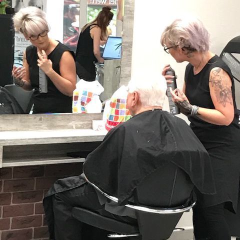 Salon