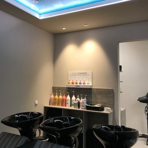 Salon