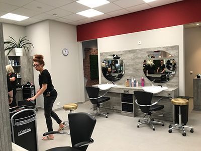 Salon