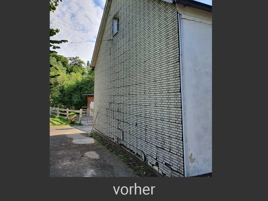 Ein Bild von einem Haus mit dem Wort „vorher“ auf der Unterseite