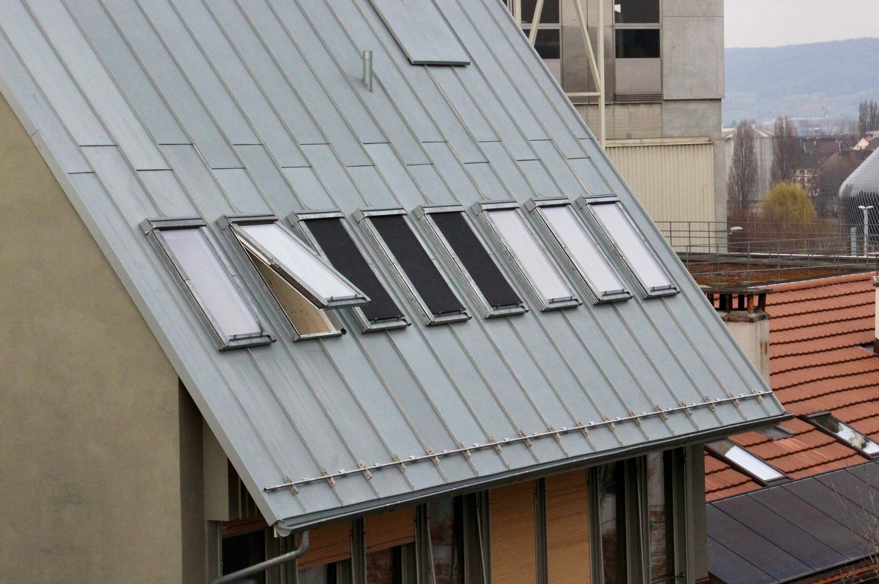 Metallverkleidung Blechdach - Gebrüder Ziegler AG - Basel