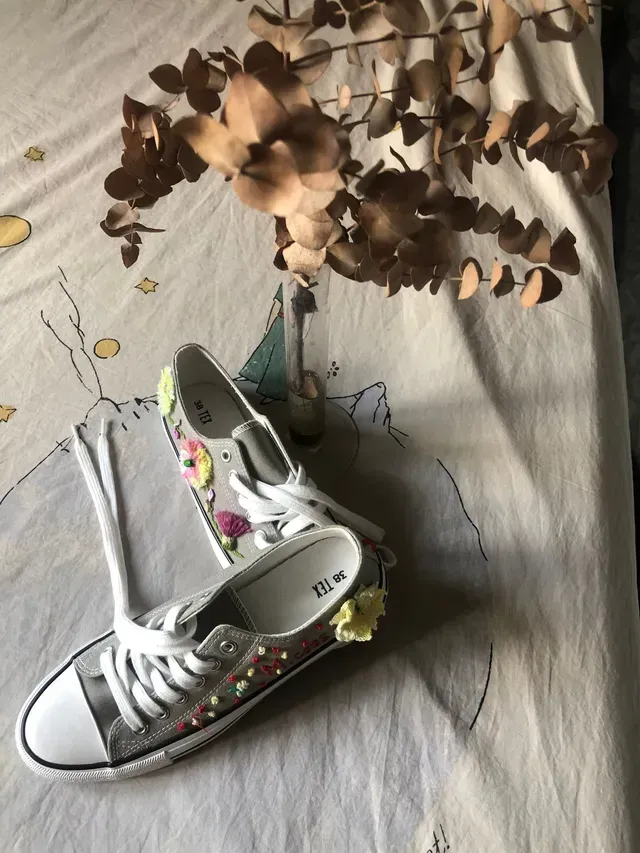 converse bordadas