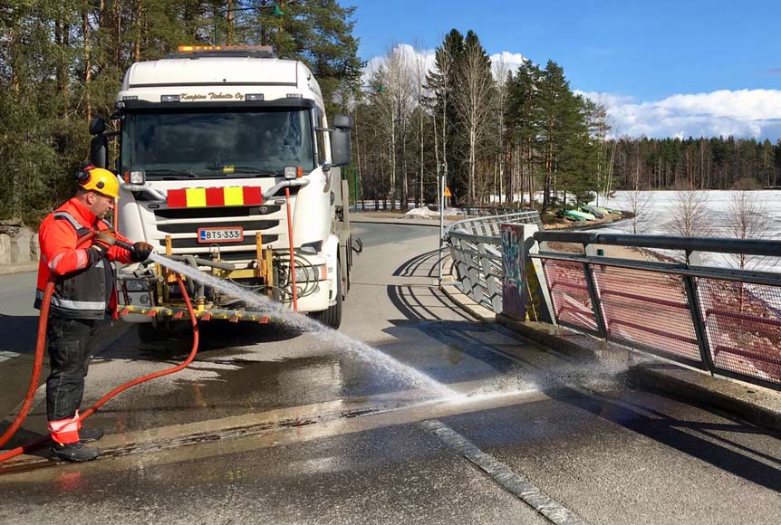 Sillat ja kaiteet - Kuopion Tiehoito Oy