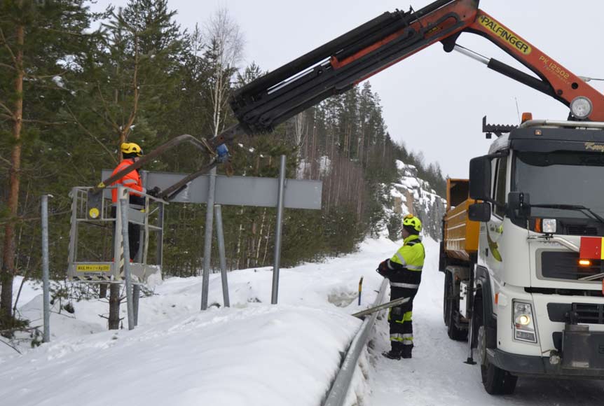 Liikennemerkit ja opasteet - Kuopion Tiehoito Oy