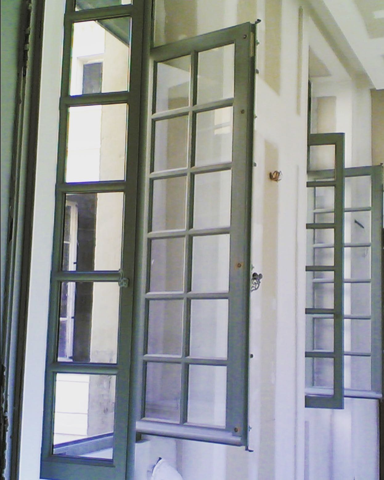 Fenêtres en bois restaurées