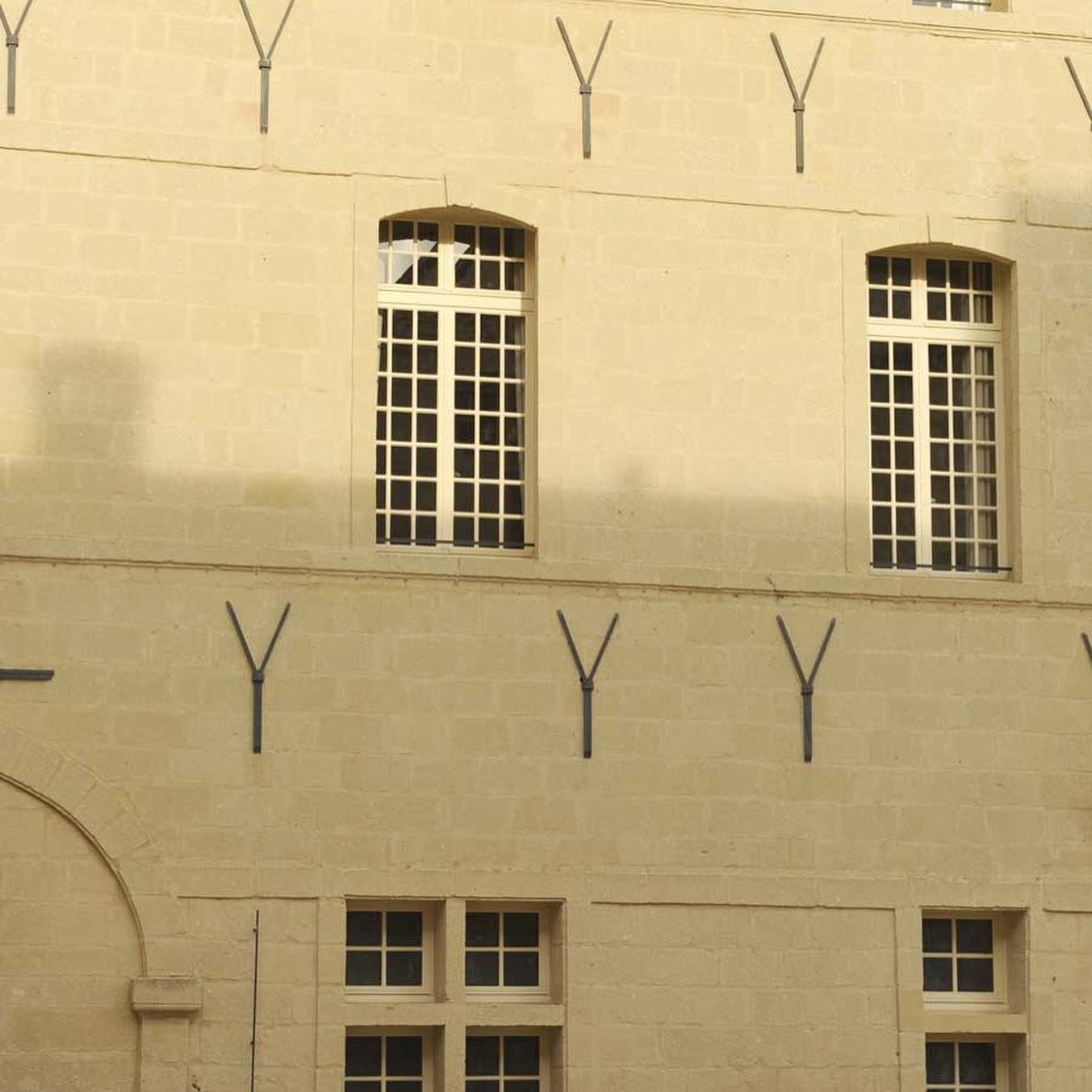 Fenêtres du château de Pondres