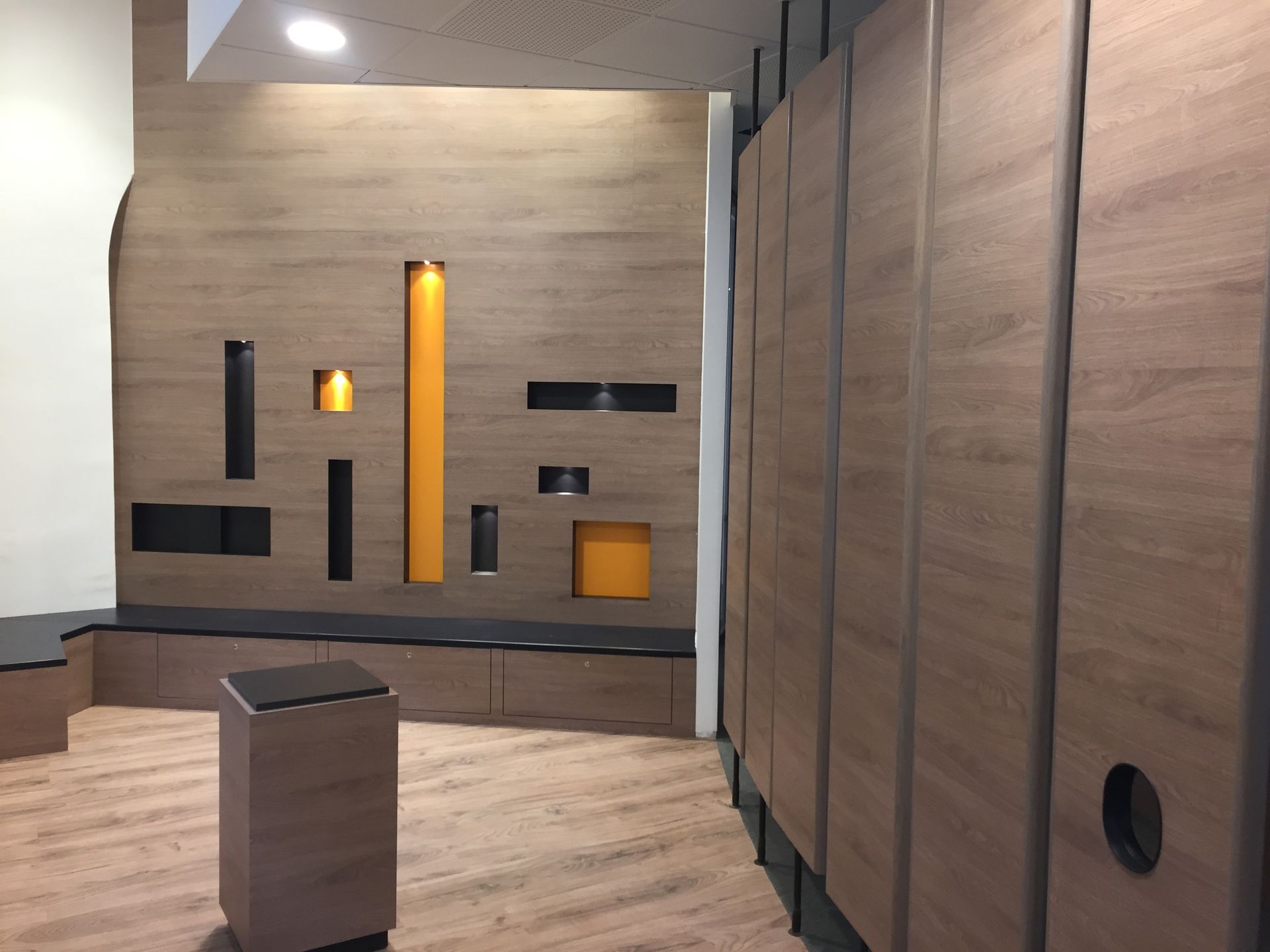 Aménagement sur mesure dans un office de tourisme