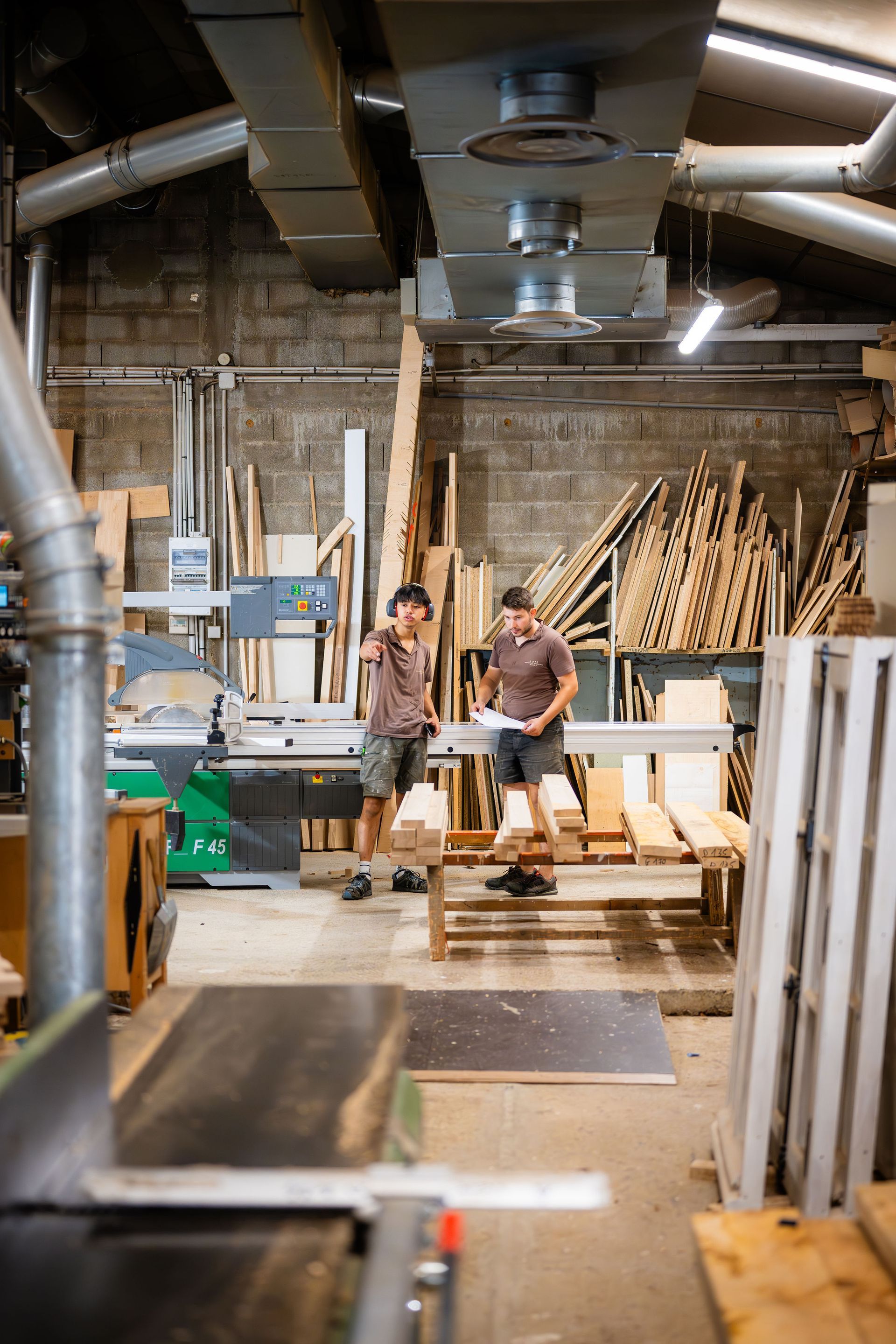Apprentis dans l'atelier