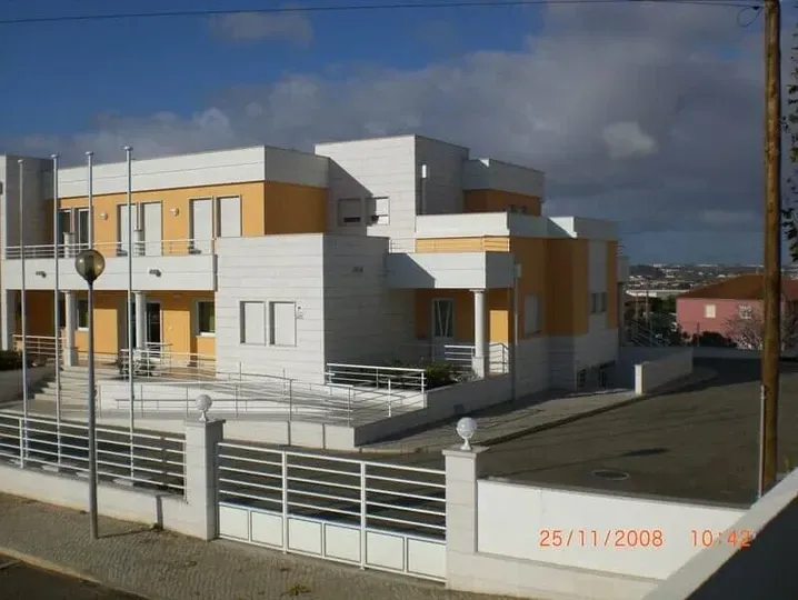 construção de estruturas metálicas e andaimes 