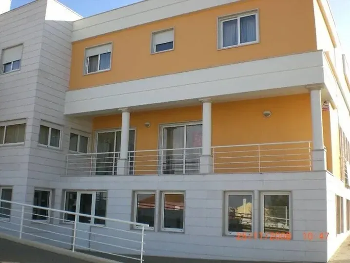 construção de estruturas metálicas e andaimes 