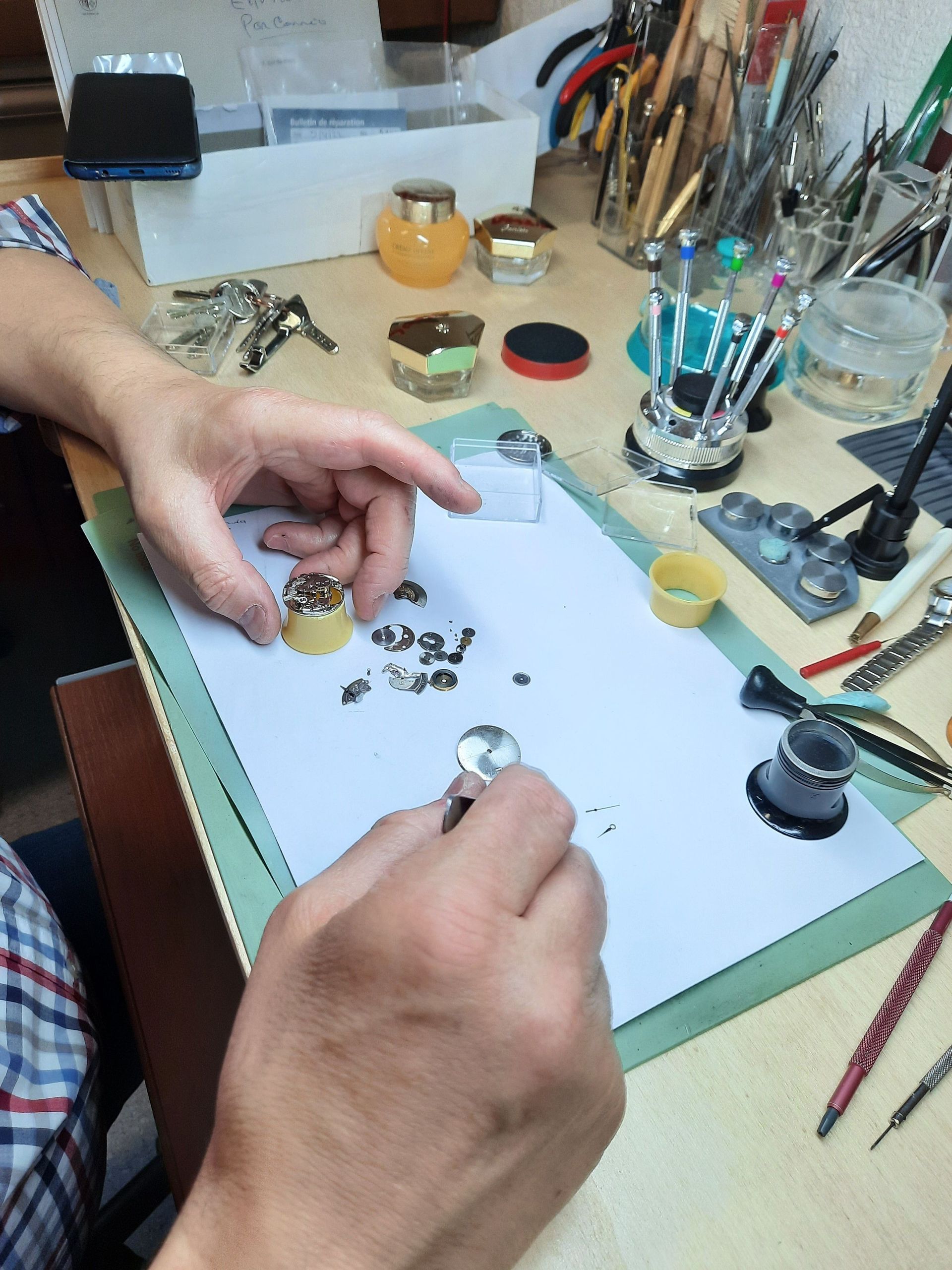 L'Horloger Atelier Réparation - professionnalisme