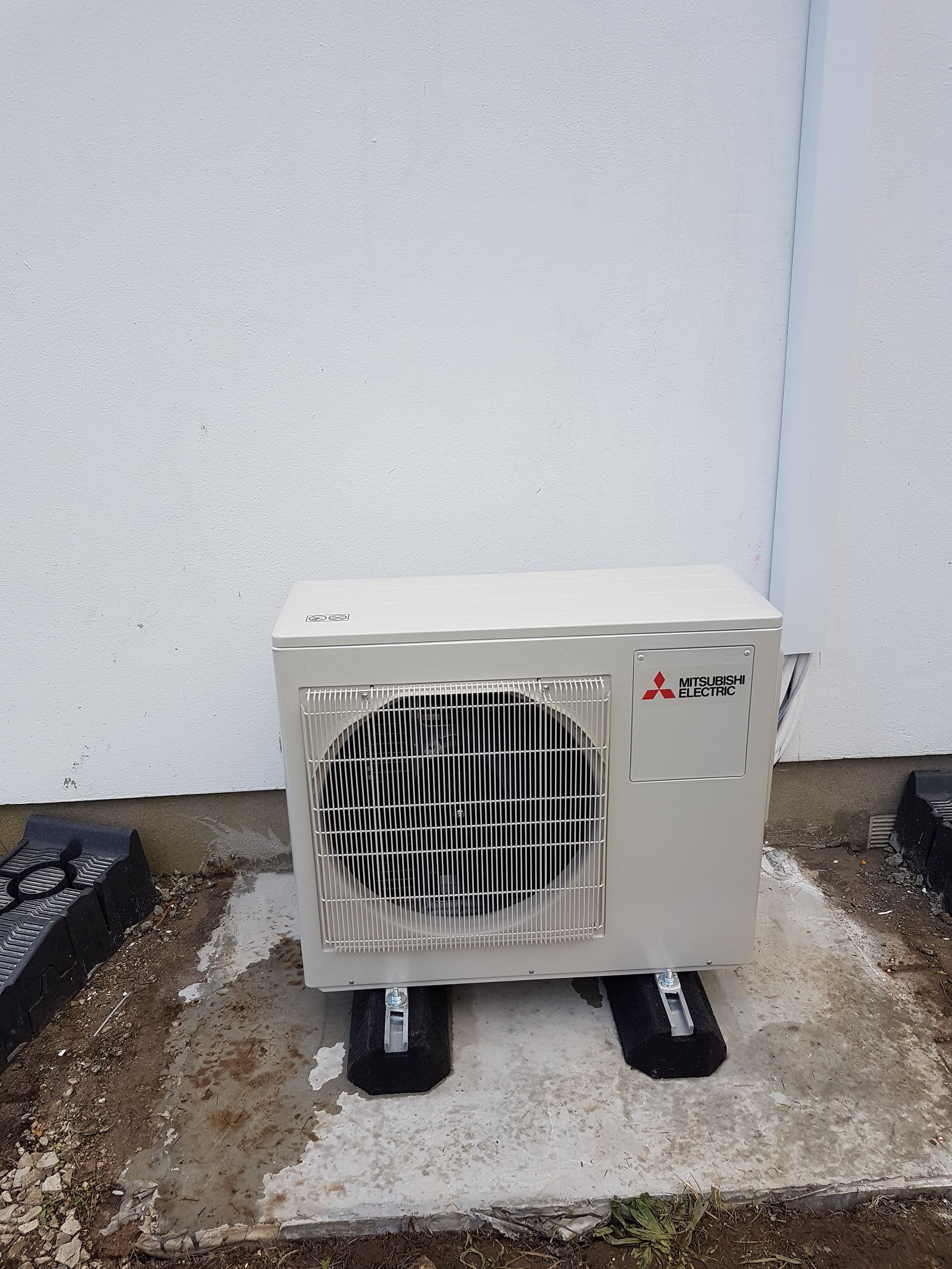 Petite climatisation : bloc extérieur