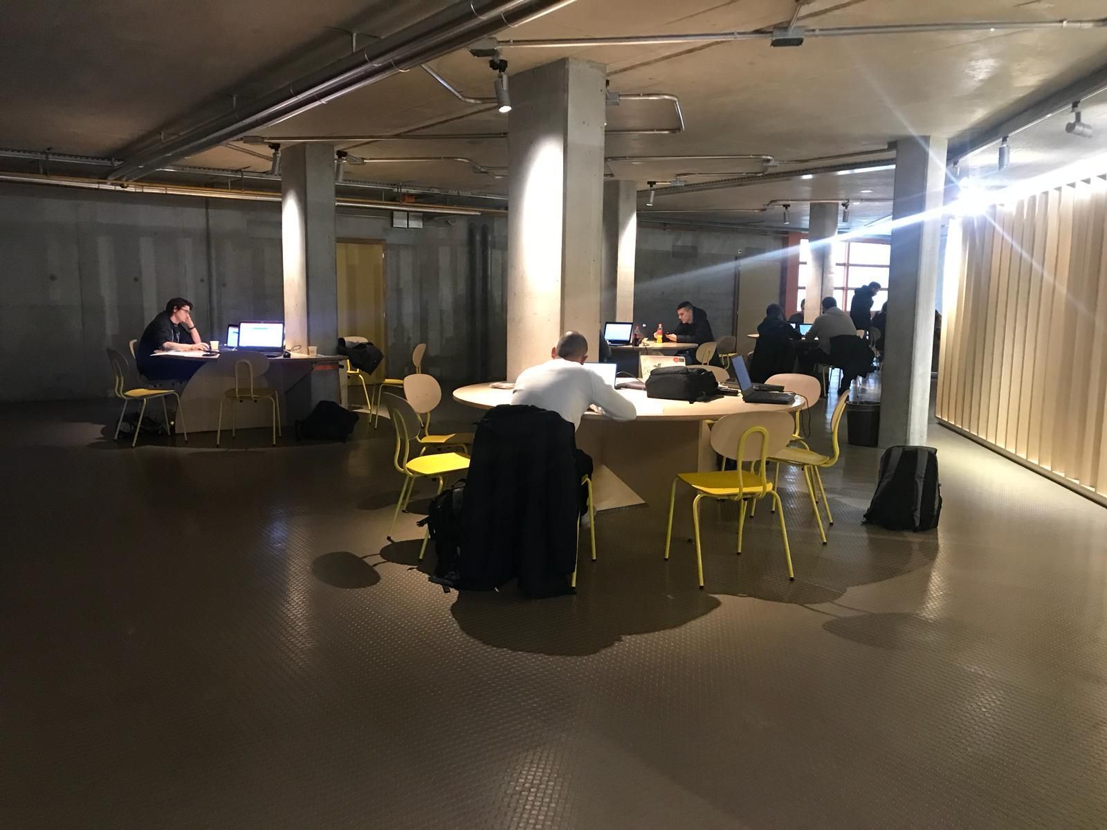 Heigvd-Carré mambô