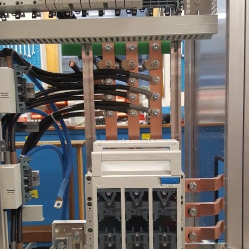 Banco di lavoro idraulico per barre in rame