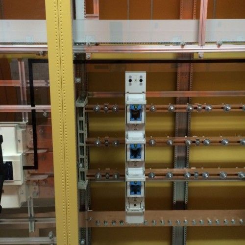 Banco di lavoro idraulico per barre in rame