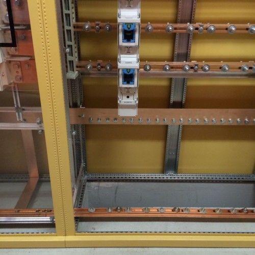 Banco di lavoro idraulico per barre in rame