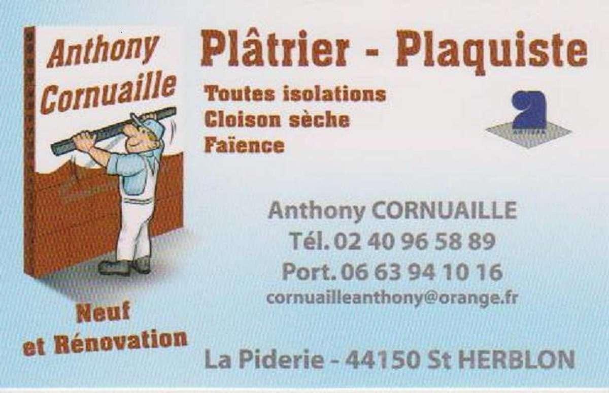 Anthony Cornuaille à Saint-Herblon - pose de plaques de plâtres