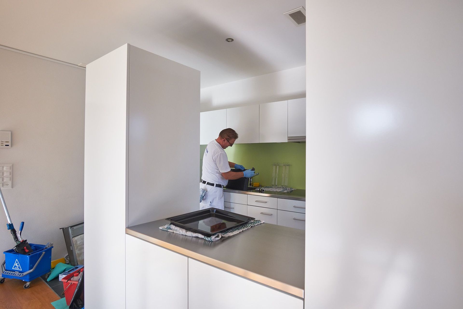 Umzugsreinigung - DONAG Wohnungs + Gebäudereinigungen – Stetten