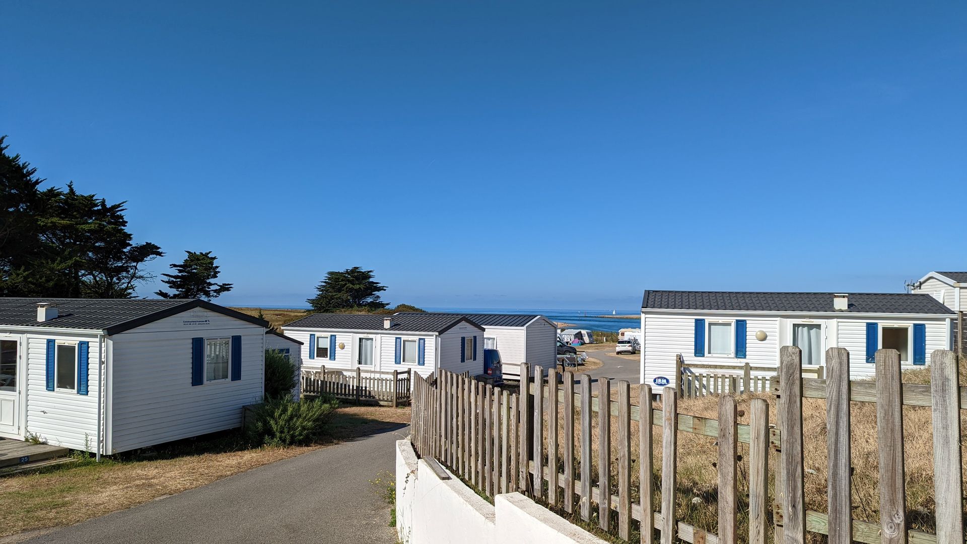 Allée du camping d'Étel