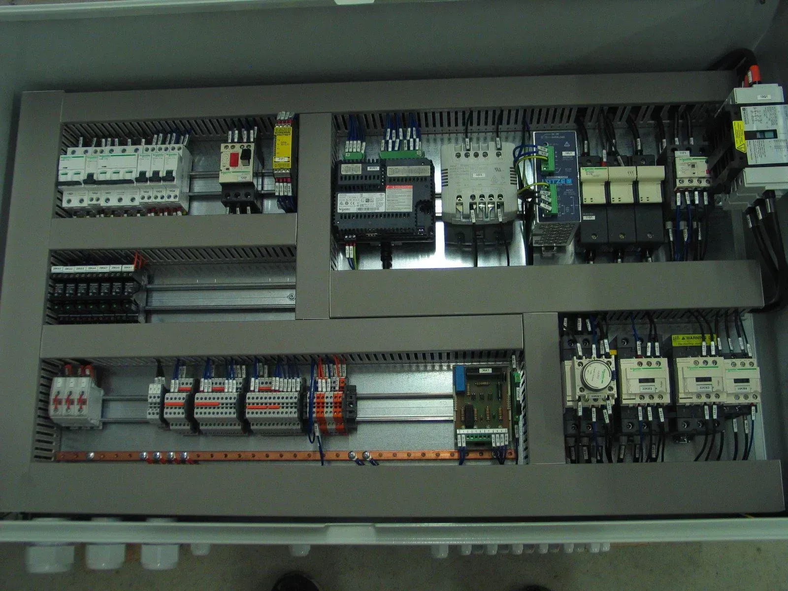 Armoire d'un générateur 45 kW