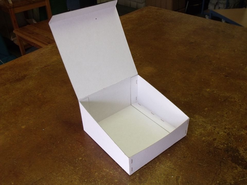 faltbare Kartonage-Boxen für den Versand