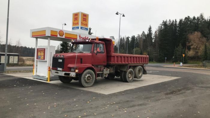 Kuljetus- ja maansiirtokalustoa