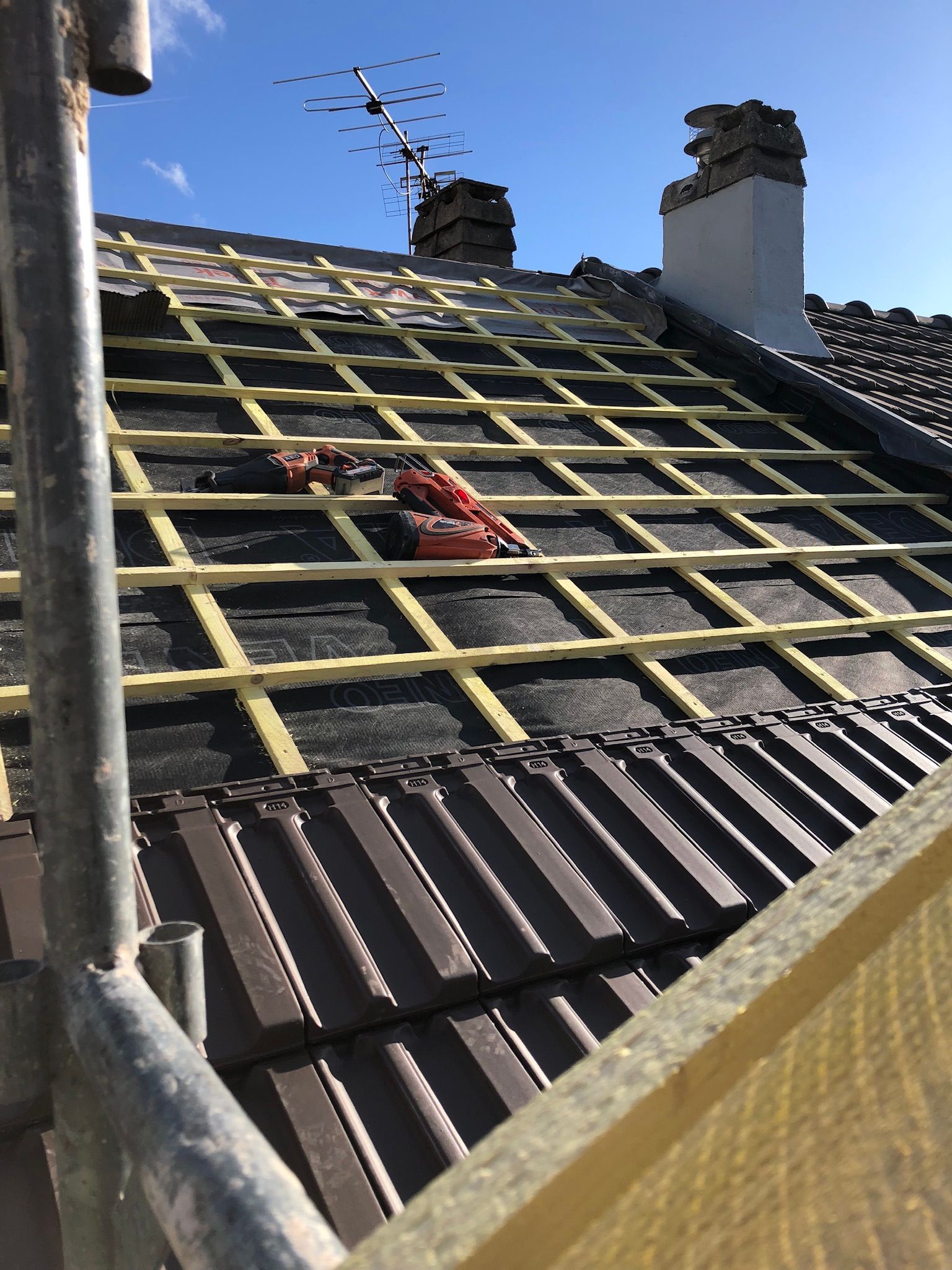 Travaux de pose de toiture
