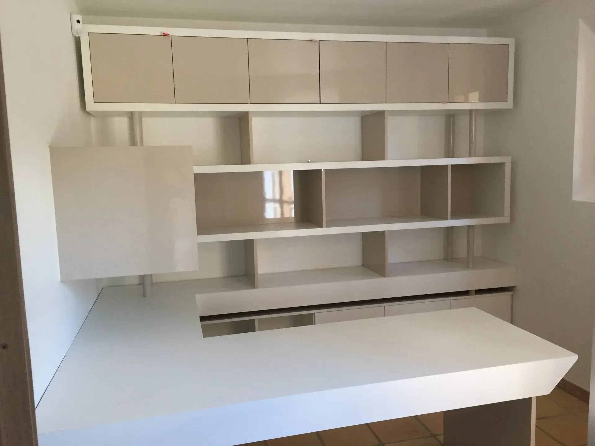 Meubles et étagères