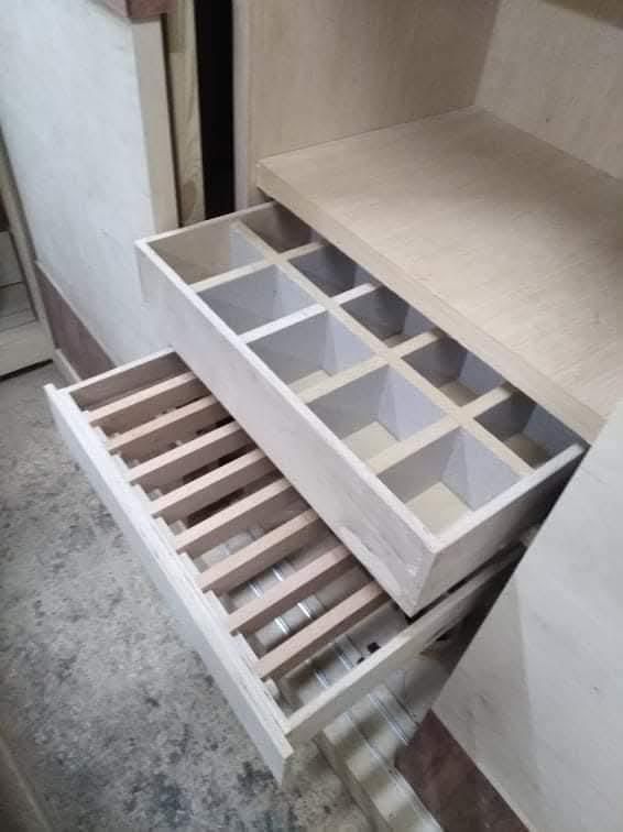 الدرج الخشب