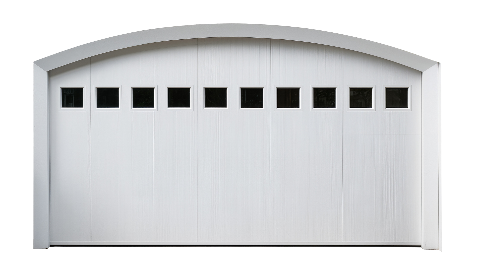 Porte de garage blanche avec huit petites fenêtres carrées en partie supérieure.