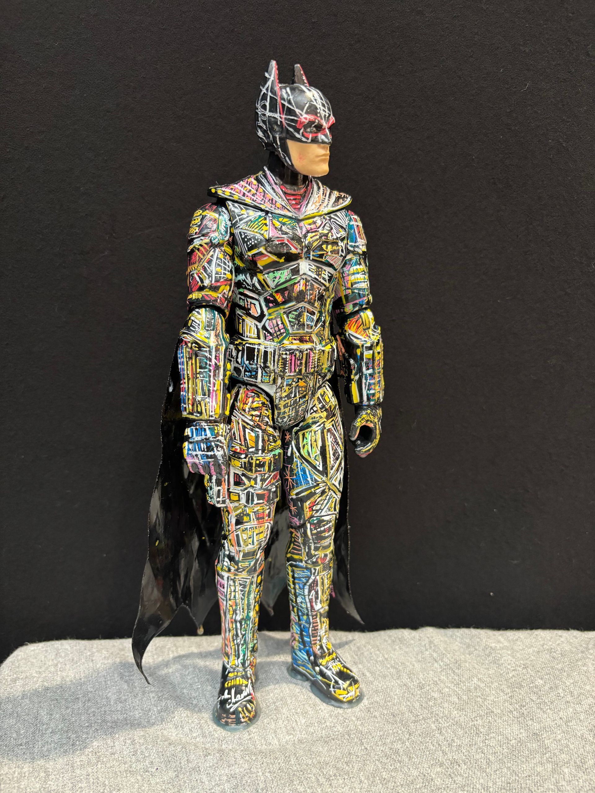 Une figurine de batman