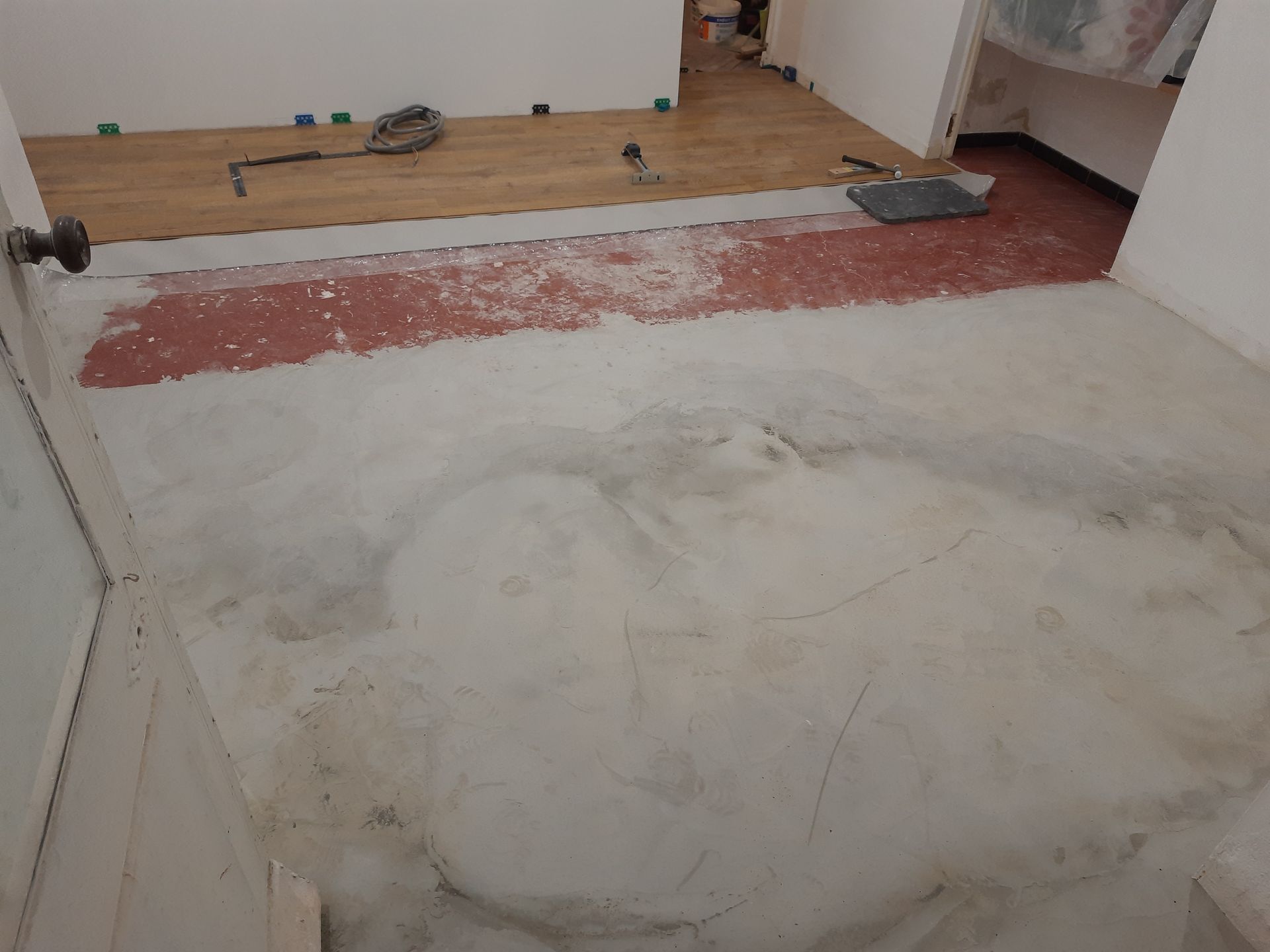 Recouvrement du sol en ciment