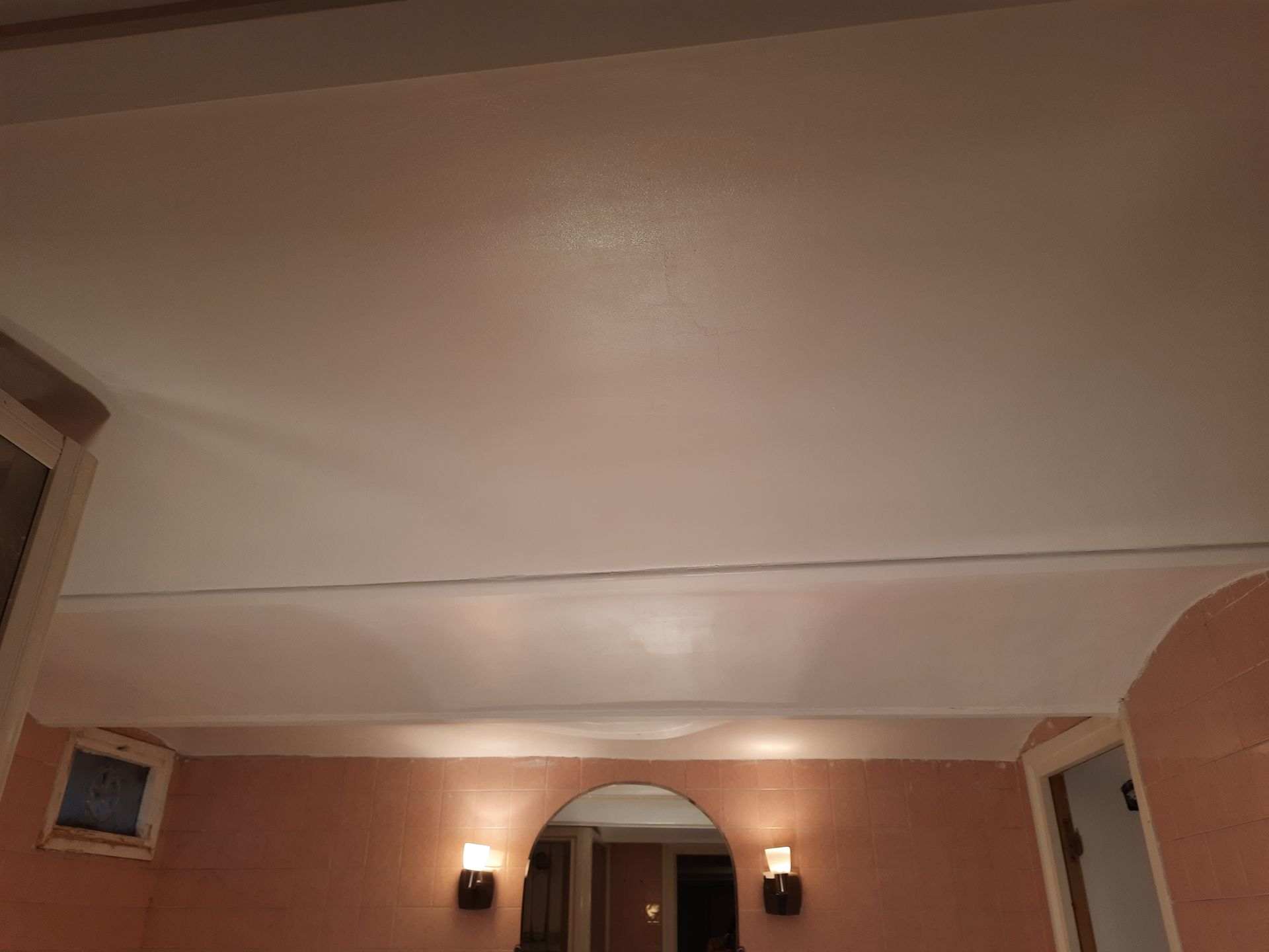 Plafond blanc