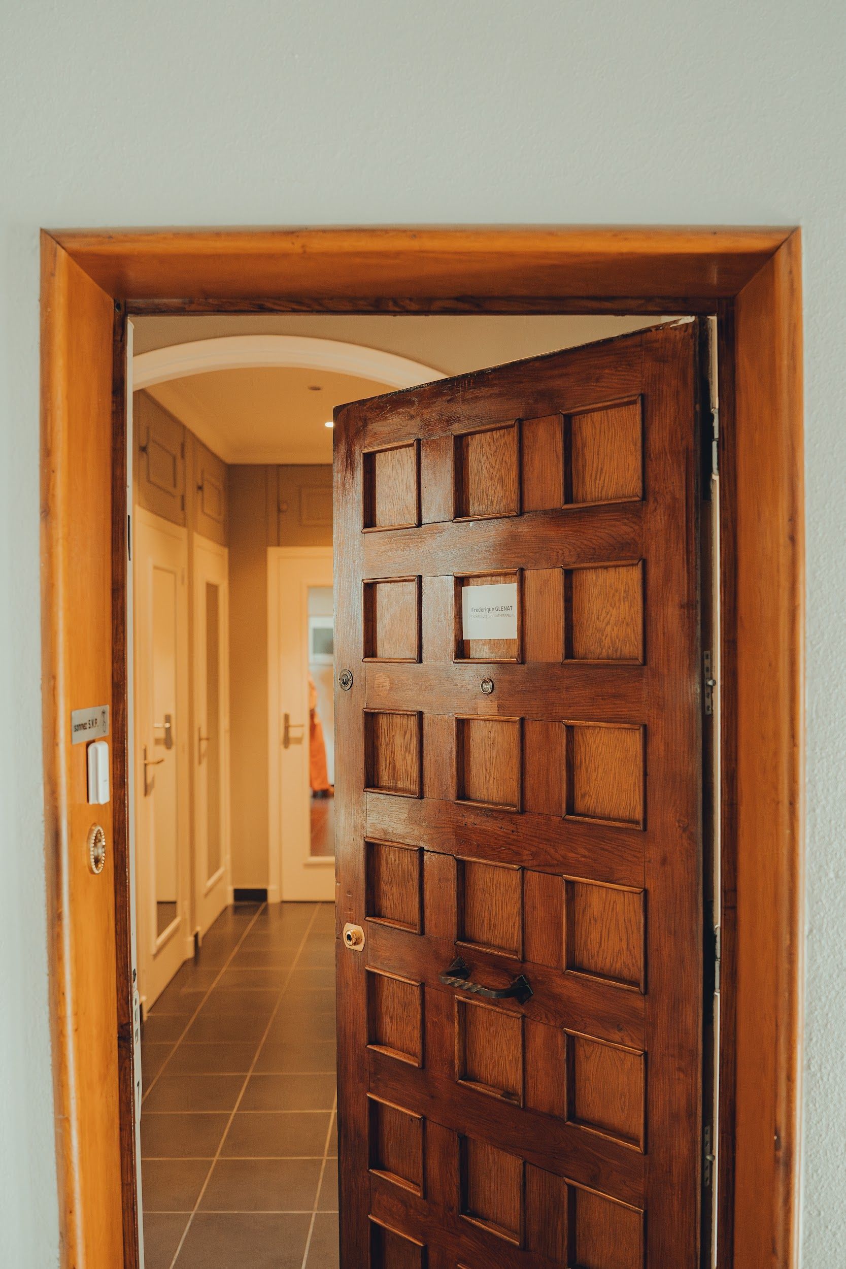 Cabinet Frédérique GLENAT
