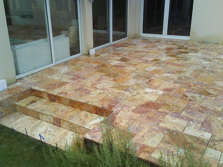 Dallage terrasse extérieure claire