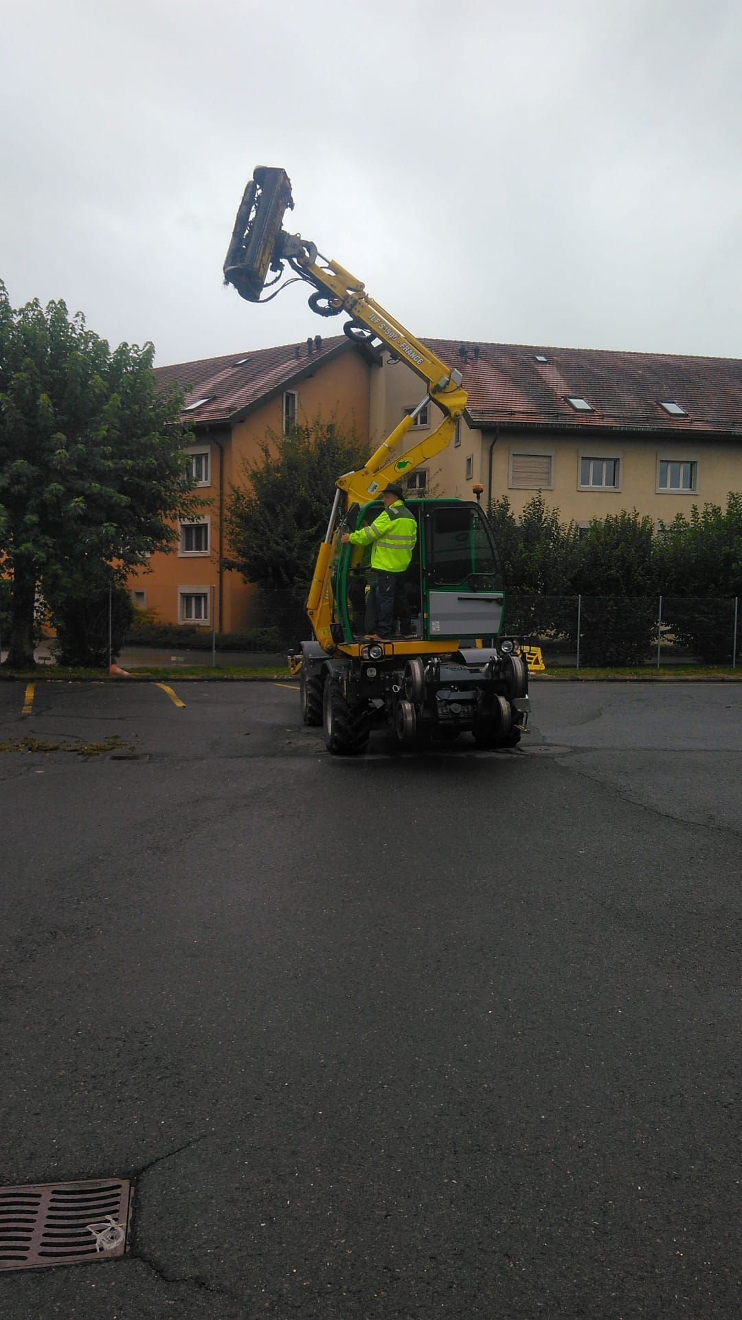 Francis Montavon et Fils SA