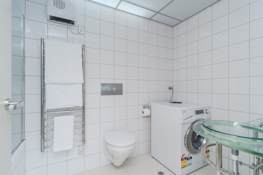 70 Tory - 1 Bedroom Bathroom