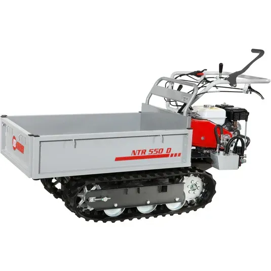 Un engin de viticulture pour stocker la récolte