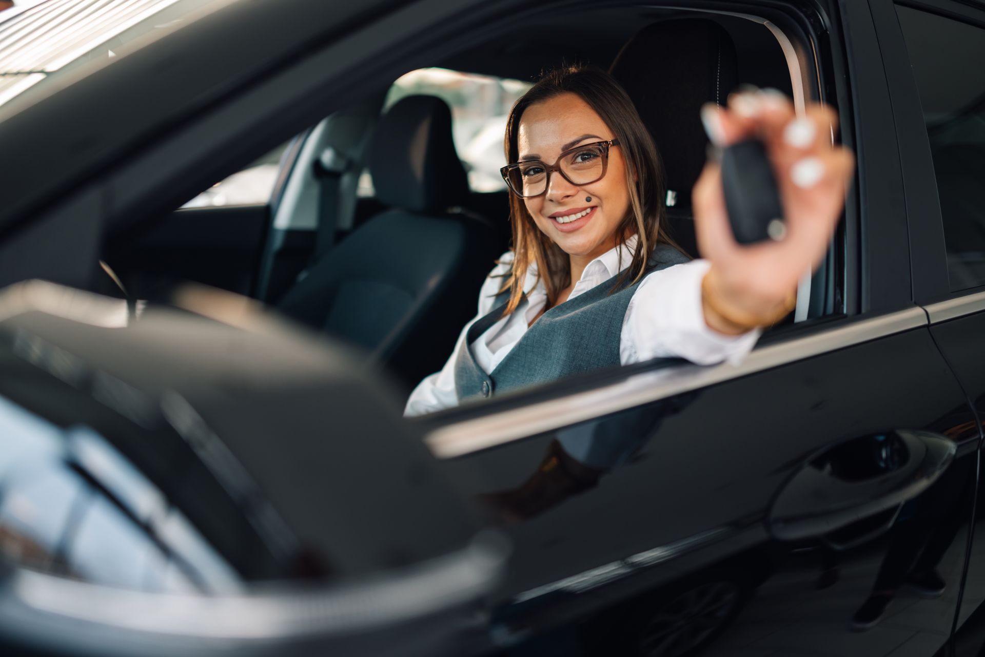 Une automobiliste heureuse