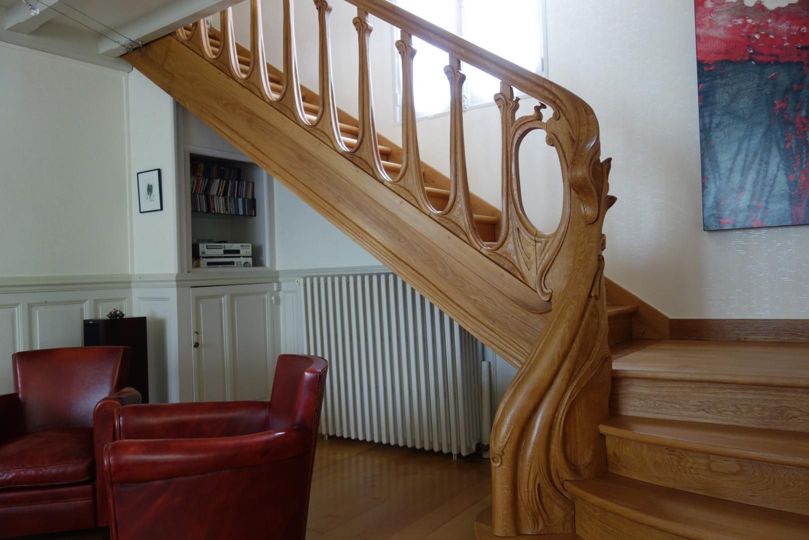 Escalier - Volute sculptée