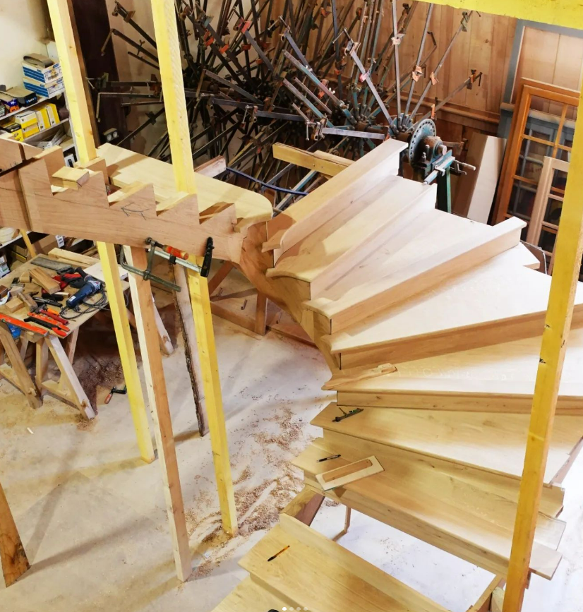 Escalier en cours de création